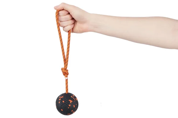 Non-Stop Dogwear Ball on Rope, oransje/sort 60x60mm