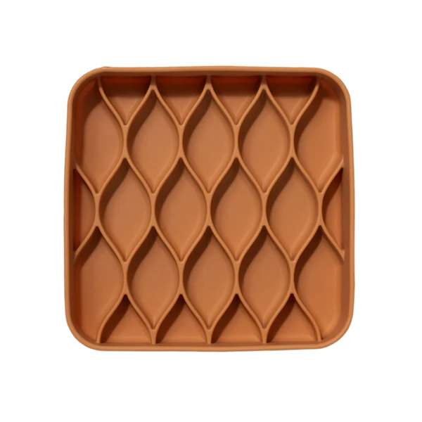 dogged Argyle Slowfeeder Bowl Nutmeg