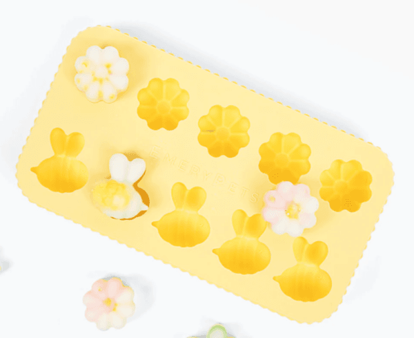 EmeryPets isbitform bie & blomst silikon